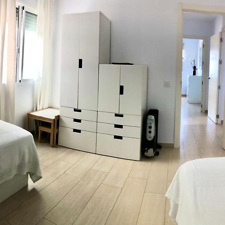 Apartamento Frente al mar 1ª línea de playa Conil De La Frontera Exterior foto